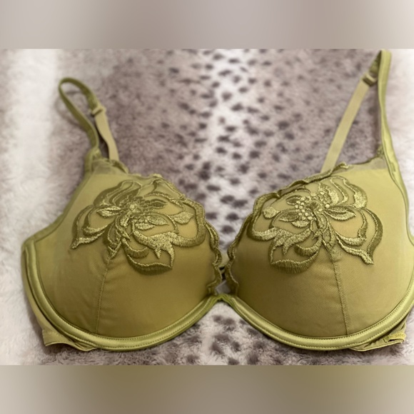 La Senza Bra - Green - Size D38 - Picture 1 of 1